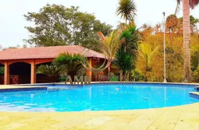Ra amil vende sitio com  60.278 m², encantadora propriedade, com um projeto paisagístico e uma área de lazer de encher os olhos e o coração, proporcio