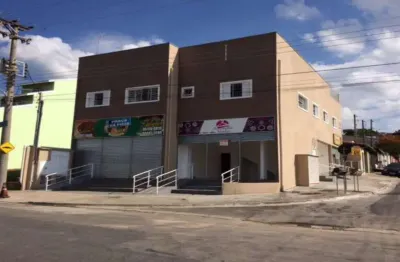 Excelente imóvel, localizado em avenida de bairro movimentado na zona leste de sjc