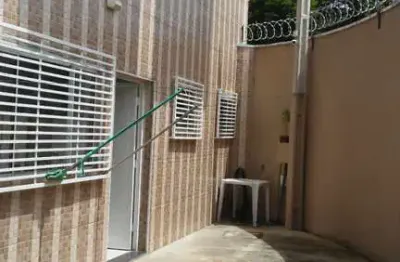 Barracão / Galpão / Depósito com 2 salas à venda no Jardim Emília, Jacareí 