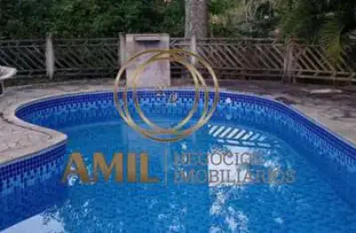 Chácara no cond. portal mantiqueira , 3 dormitórios sendo 1 suíte,  piscina, churrasqueira , forno a lenha, 1200m², caçapava