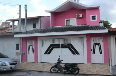 Casa com 3 quartos à venda no Parque dos Príncipes, Jacareí 
