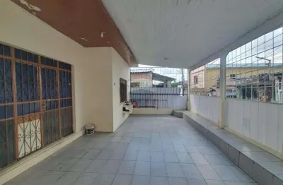 Casa excelente na praça 14 manaus - 04 quartos 02 suites - financia - próximo a braga veículos