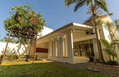 Casa moderna a venda na ponta negra com 3 quartos no condomínio bosque tarumã