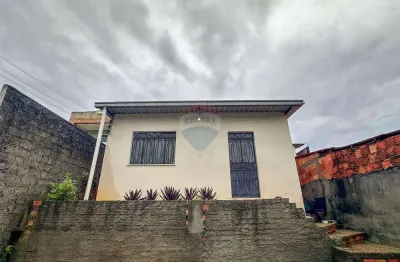 Excelente casa no novo aleixo | terreno amplo, localização tranquila e financiável