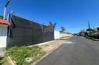 Terreno disponível para locação, 2160 m², Bairro Parque Dez de Novembro, Manaus - AM.