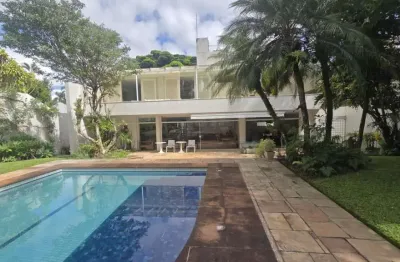 Sobrado para venda em santo amaro com 4 quartos, sendo 4 suítes, 682m²