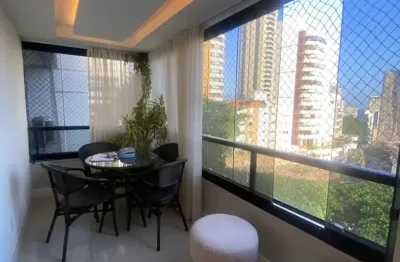 Na rua principal do apipema, belo apartamento na mansão manoel pontes tanajura