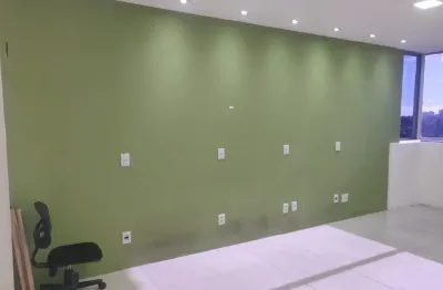 Sala para locação no salvador shopping business com 33m, porcelanato, garagem, andar alto!