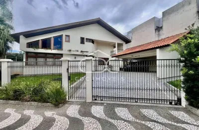 Casa com 5 quartos à venda no Centro, Ponta Grossa 