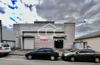 Excelente galeria comercial no centro de ponta grossa