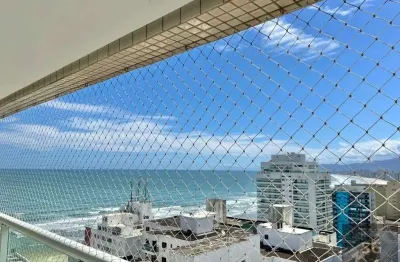 Espetacular cobertura duplex à beira-mar com vista para a praia