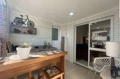 Belíssimo apartamento à venda na vila guilhermina, praia grande - sp.