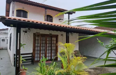 Casa com 3 quartos à venda na rua coronel fontenelle, 473, canto do forte, praia grande, 377 m2 por r$ 1.400.000