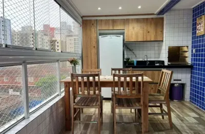 Amplo apartamento de 153m² | 3 dormitórios | sacada