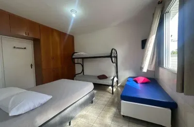 Kitnet térrea mobiliada, 31 m² por r$ 215.000 no canto do forte - praia grande
