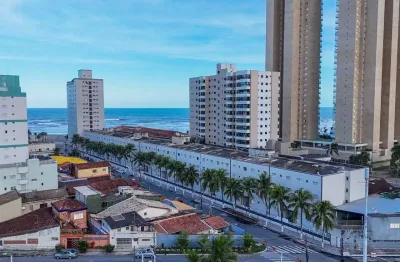 Kitnet reforma ao lado do futuro shopping da mirim - prédio 50m da praia