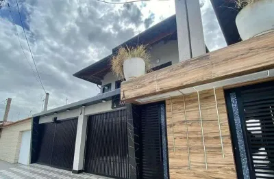 Casa de condomínio - 02 dormitórios | lazer com piscina e churrasqueira