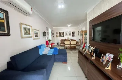 Apartamento a 300m da praia, 2 suítes, lazer completo e localização privilegiada