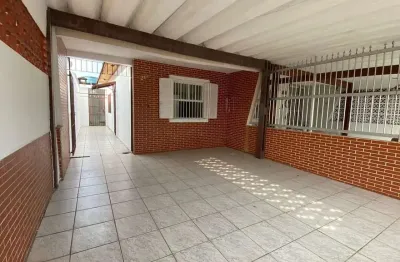 Casa de 2 dormitórios c/1 suíte mobiliada no bairro maracanã /praia grande/s.p.