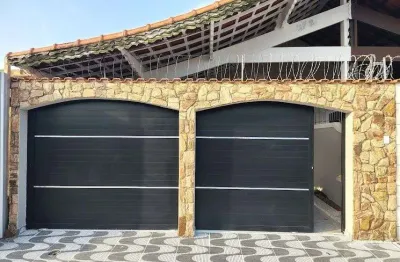 Casa de 2 dormitórios c/1 suíte e piscina  no bairro caiçara/praia grande/s.p.