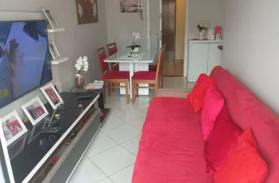 Apartamento 1 dorm semi mobiliado no canto do forte em praia grande/sp