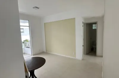 Apartamento à venda na pituba – reformado, ventilado e muito bem localizado!