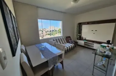 Apartamento com localização privilegiada, morada tranquila e segura!