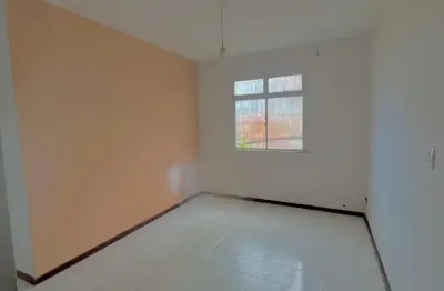 Conforto, segurança e localização imbatível na principal de brotas.