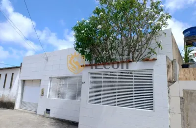 Oportunidade de casa ampla e moderna em condomínio fechado em pituaçu!!