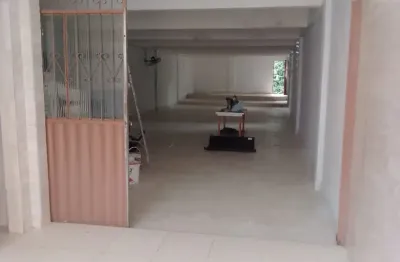 Oportunidade em Itapuã- Ponto comercial versátil com 150m²