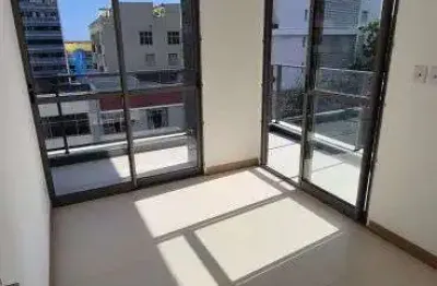 Imóvel para venda tem 42 metros quadrados com 1 quarto em barra - salvador - ba