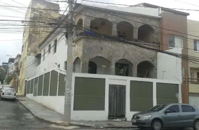 Casa com 4 quartos à venda na Rua das Ubaranas, 1, Amaralina, Salvador