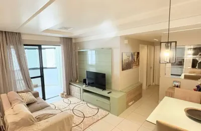 Belíssimo apartamento de 3/4, finamente decorado, no stiep