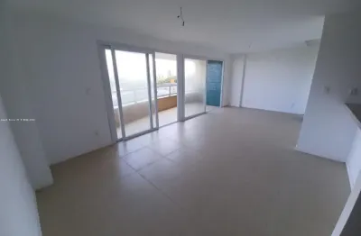 Excelente apartamento de 2/4 com suíte, vista mar em armação