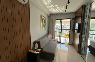Belíssimo apartamento de 1/4 sala em ondina, bem próximo a praia