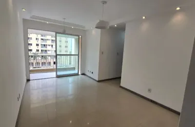 Excelente apartamento de 3/4, no imbuí em condomínio com infraestrutura