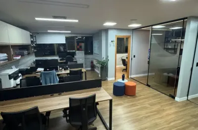 Maravilhosa salas finamente decorada 2 em 1 no hangar paralela