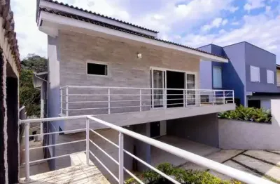 Casa em condomínio fechado com 3 quartos para alugar no Parque Residencial Itapeti, Mogi das Cruzes 