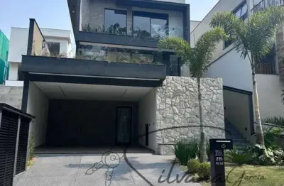 Casa á venda com armarios planejados no condominio bella citta fazenda rodeio com 3 súites e 228,50m² / mogi das cruzes /sp 