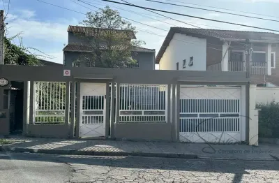Sobrado á venda na vila oliveira com 400m² de terreno e 500m² const, 5 dormitorios com 2 súites/ mogi das cruzes sp