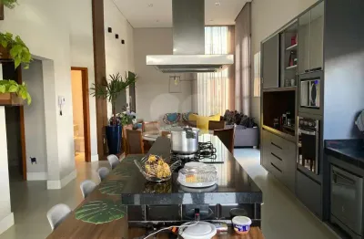 Casa em condomínio fechado com 3 quartos à venda no Ondas, Piracicaba 