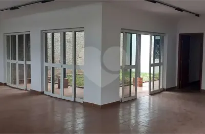 Casa com 3 quartos à venda na Cidade Alta, Piracicaba 