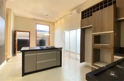 Casa com 3 quartos para alugar no Água Branca, Piracicaba 