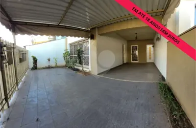 Casa com 4 quartos à venda na Vila Benjamim, Capivari 