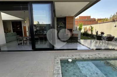 Casa em condomínio fechado com 3 quartos à venda no Morato, Piracicaba 
