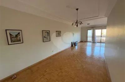 Apartamento com 3 quartos para alugar no Centro, Piracicaba 