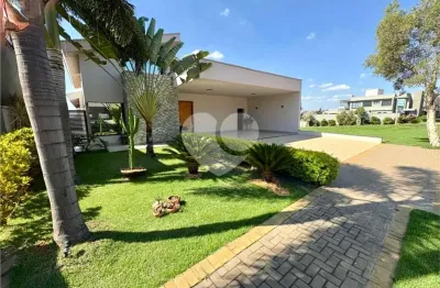 Casa em condomínio fechado com 3 quartos à venda no Morato, Piracicaba 