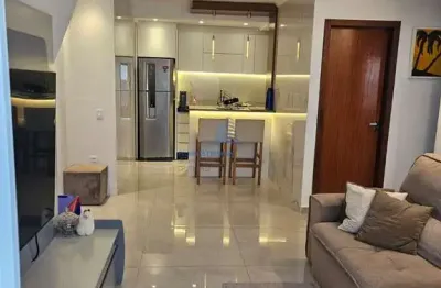 Apartamento de 2 dormitórios, reformado e mobiliado, 1 vaga garagem, florianópolis/sc