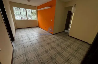 Apartamento de 3 dormitórios, térreo, sol da manhã no bairro trindade, florianópolis/sc