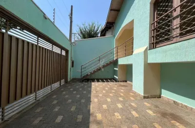 Casa com 4 quartos para alugar na Rua Presidente Alves, 584, Jardim Flamboyant, Campinas